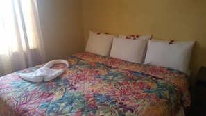 Iron/ironing board, free WiFi, bed sheets - Aupic Paradise (Vieux Fort)