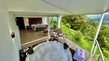 Panorama tweepersoonskamer | 15 slaapkamers, Italiaanse Frette-lakens, luxe beddengoed, een minibar