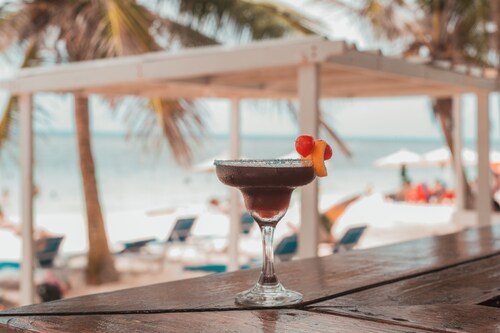 Hotel San Luis Beach House by oxoHotel