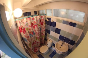 Bathroom - Blue Almond Hostel San Andres (San Andrés)