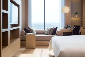 客房內保險箱、書桌、熨斗/熨衣板、免費搖籃/嬰兒床