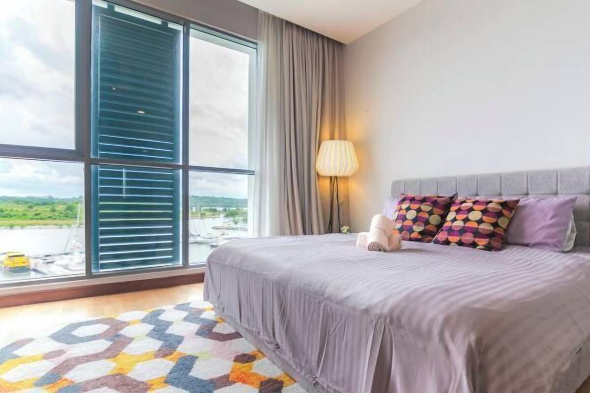 In-room safe, desk, iron/ironing board, free cots/infant beds