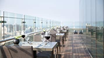 Frühstück, Mittagessen, internationale Küche, Blick aufs Meer