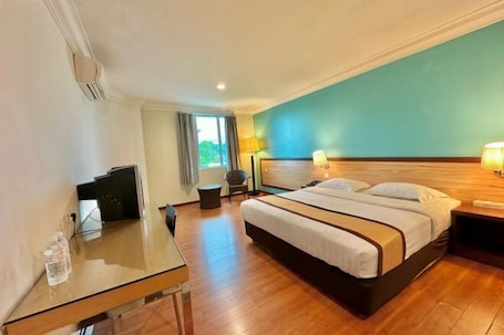 Desk, iron/ironing board, rollaway beds. TD Lodge Kota Belud