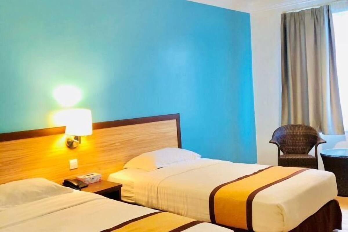 Desk, iron/ironing board, rollaway beds