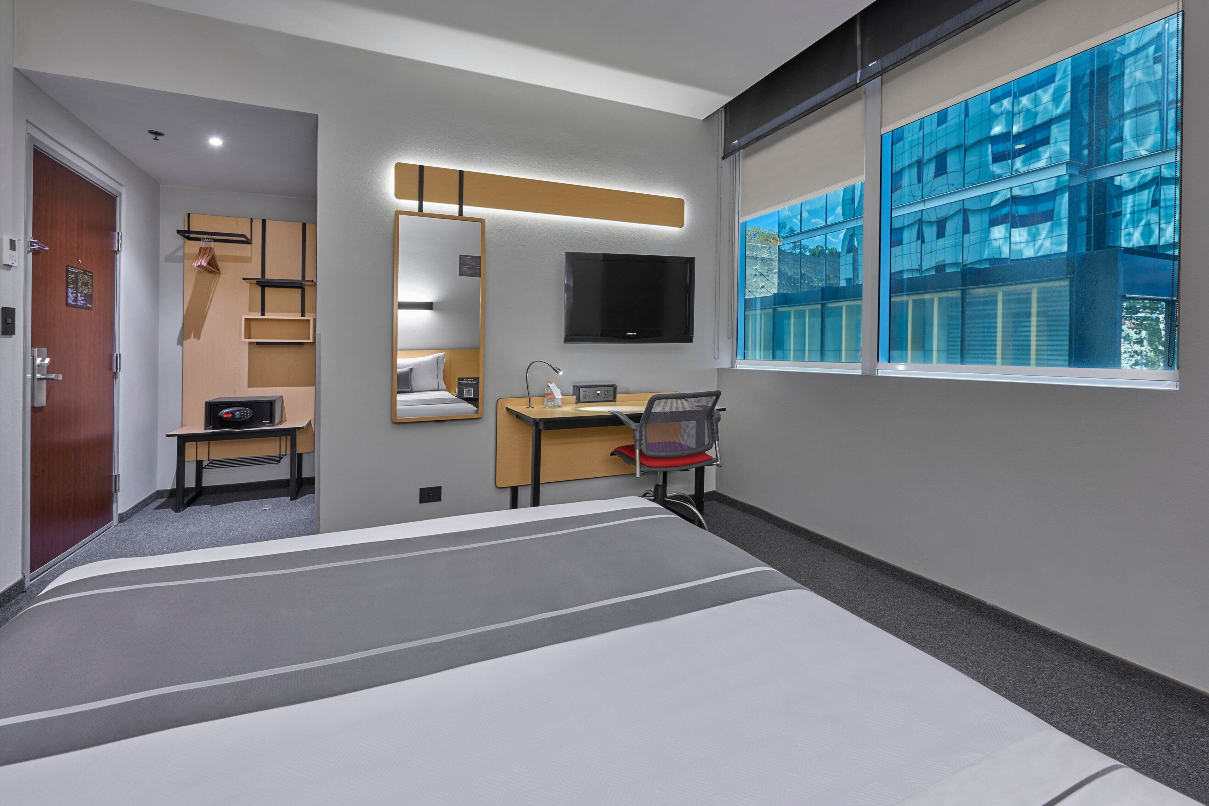 room, 1 queen bed | 1 bedroom, in-room safe, desk, iron/ironing board