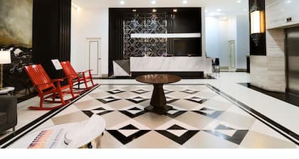 Summit Hotel Magnolia