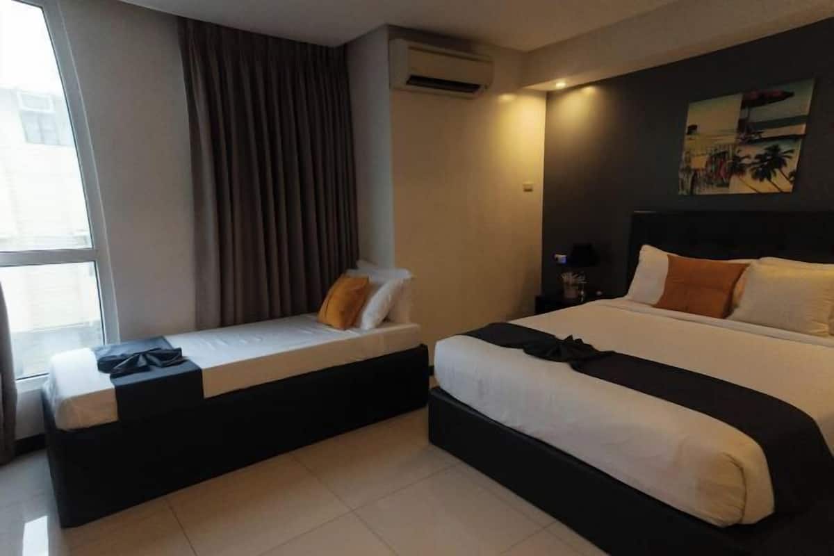 Literie de qualité supérieure, surmatelas, rideaux occultants