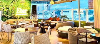 The Upperhouse Hotel by Hiverooms