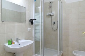 Free toiletries, hair dryer, bathrobes, towels - B&B Mia Palace (Florence)