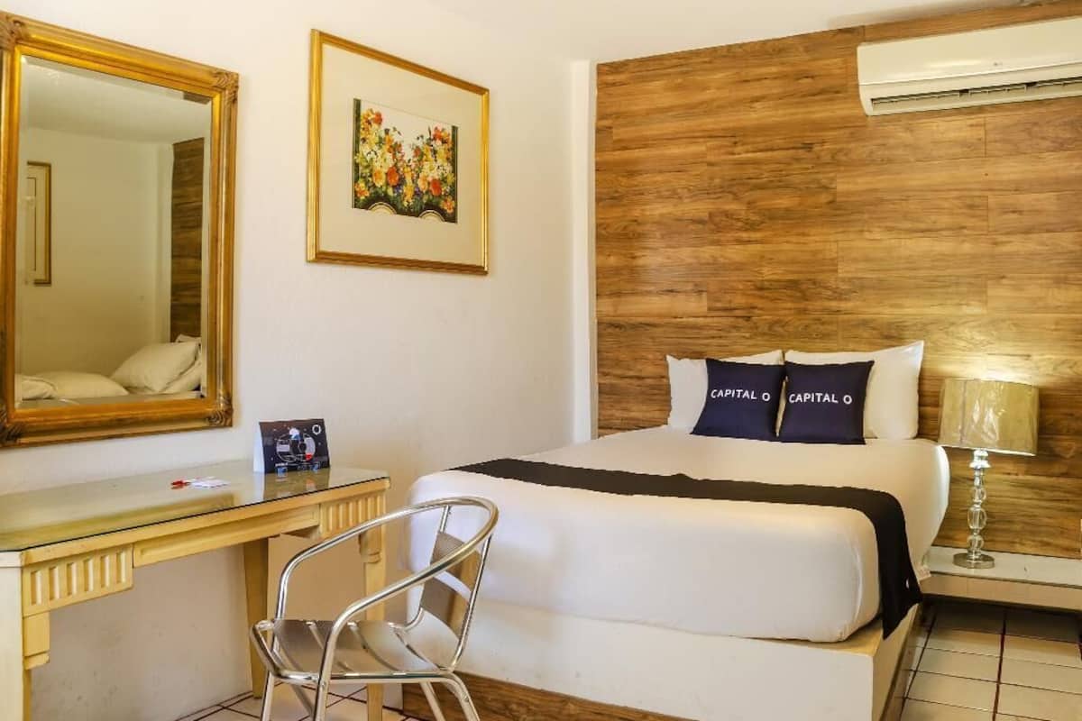 Hypo-allergenic bedding available, soundproofing, WiFi (free)