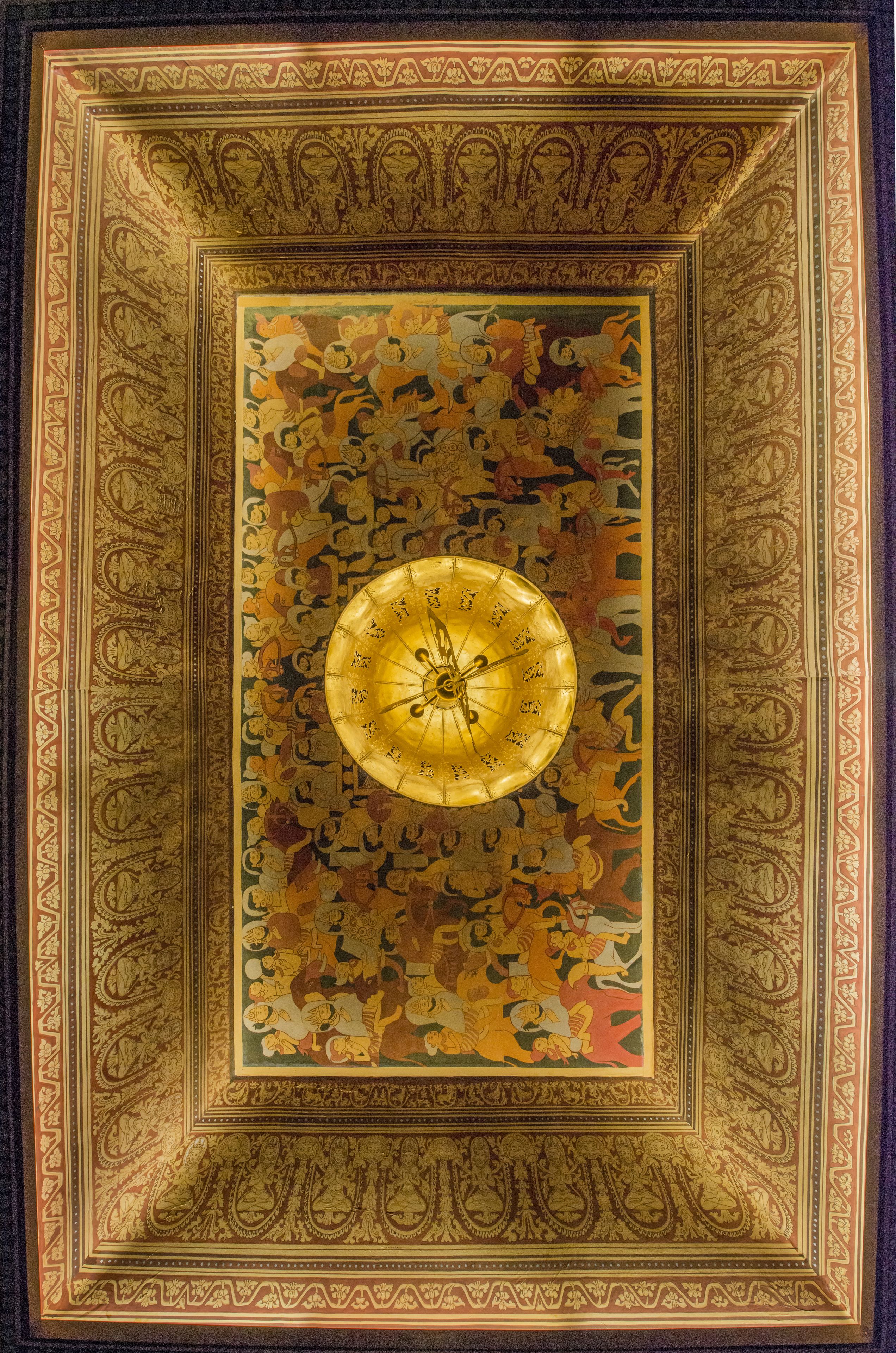 breakfast, lunch, dinner served; international cuisine