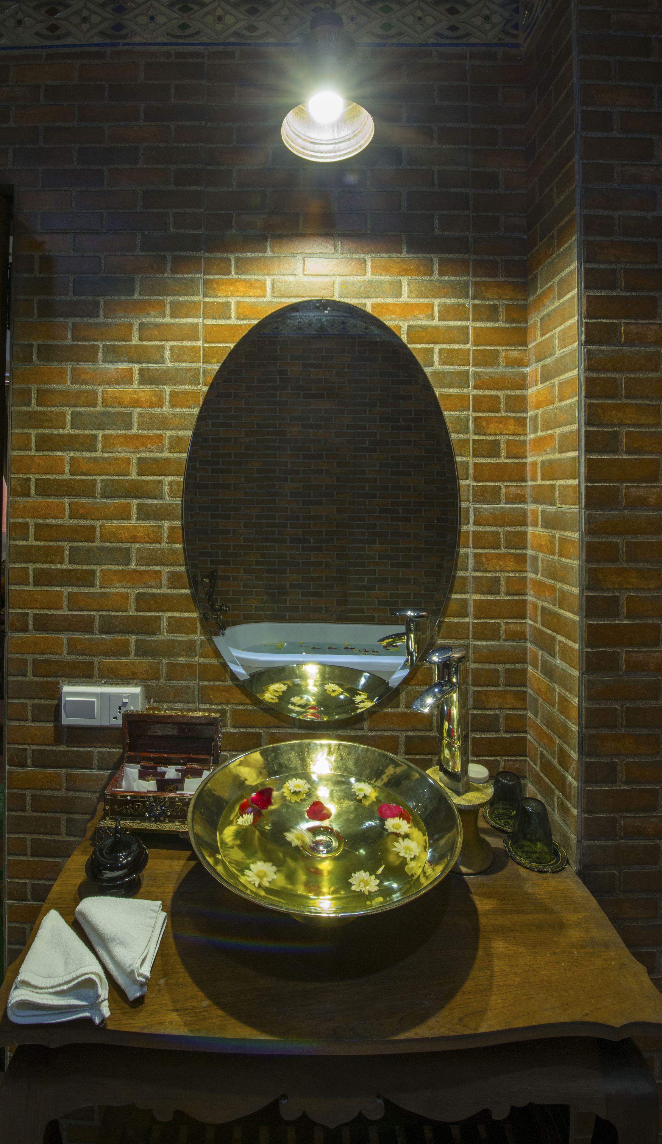 superior room | bathroom shower