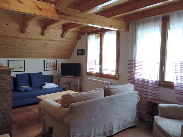 Apartment | Living area