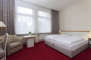 In-room safe, desk, iron/ironing board, free WiFi