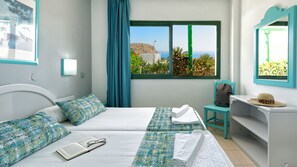 1 chambre, coffres-forts dans les chambres, bureau, rideaux occultants