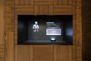 桑拿、热水浴缸、湿蒸房