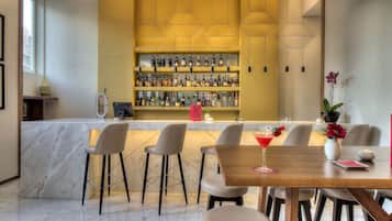 Bar (in der Unterkunft)