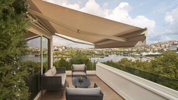 Panoramic Suite (Golden Horn, With Spa Bath) | View from room