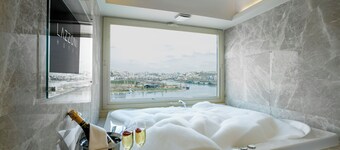 Lazzoni Hotel