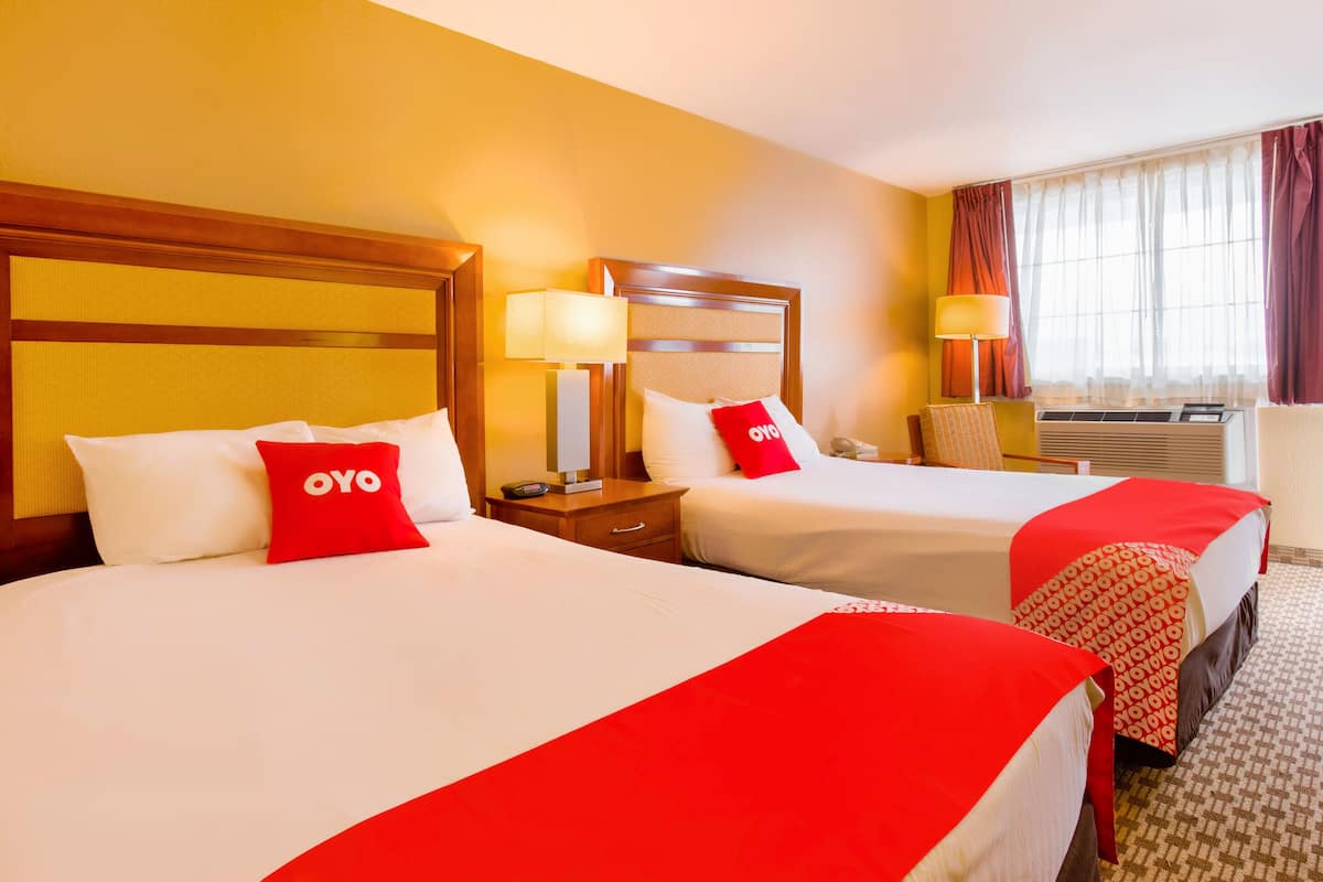 In-room safe, desk, iron/ironing board, free WiFi