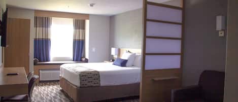 Ferros/tábuas de passar roupa, Wi-Fi de cortesia, roupa de cama