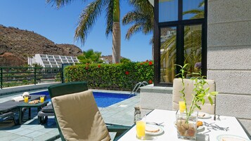 Villa, 3 habitaciones | Terraza o patio