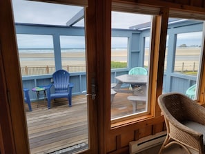 Argonauta Beach House, Ocean Front, 3 bedroom, 2 bathroom | Terrace/patio