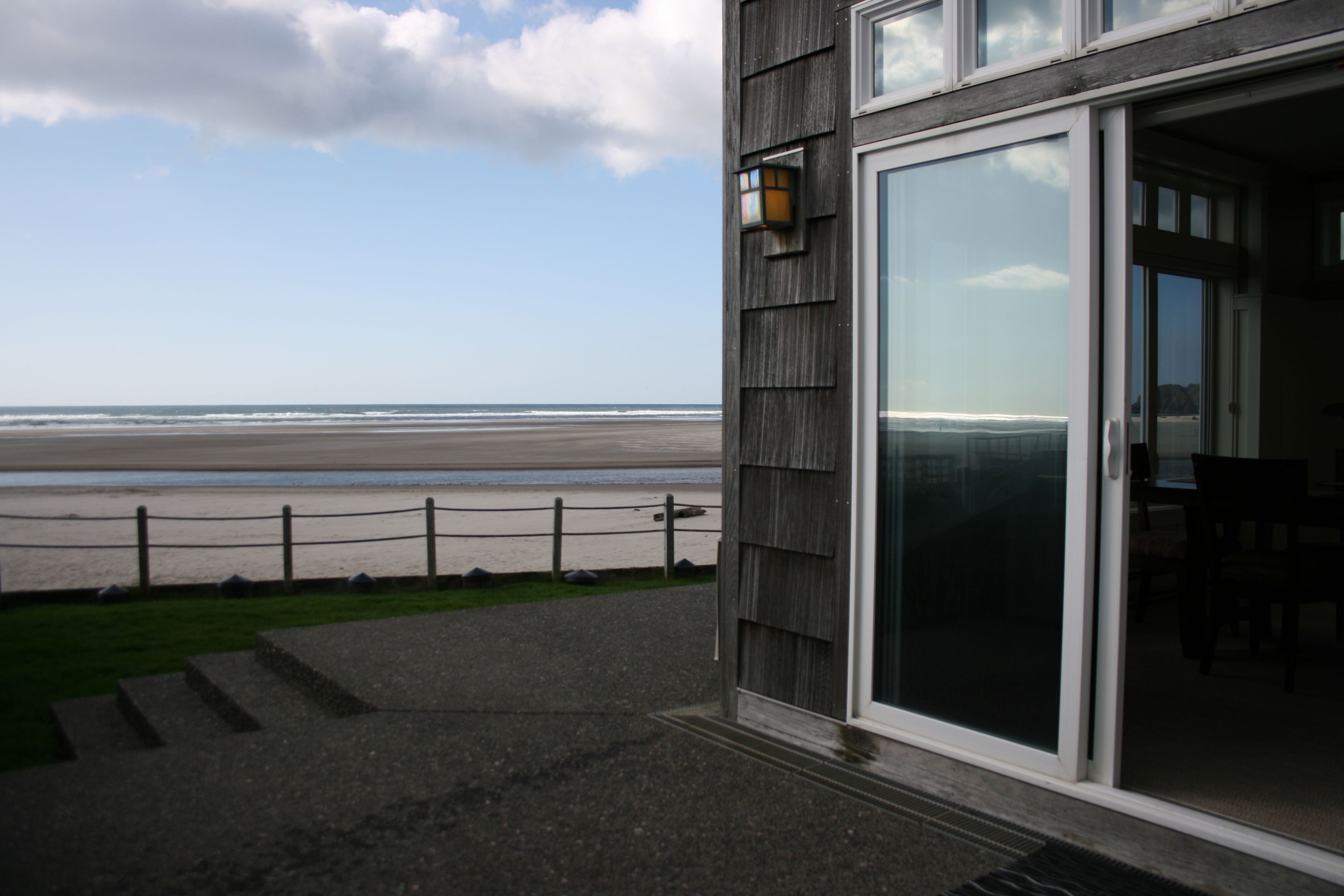 Flagship - Oceanfront 1 Bedroom Suite | Terrace/patio