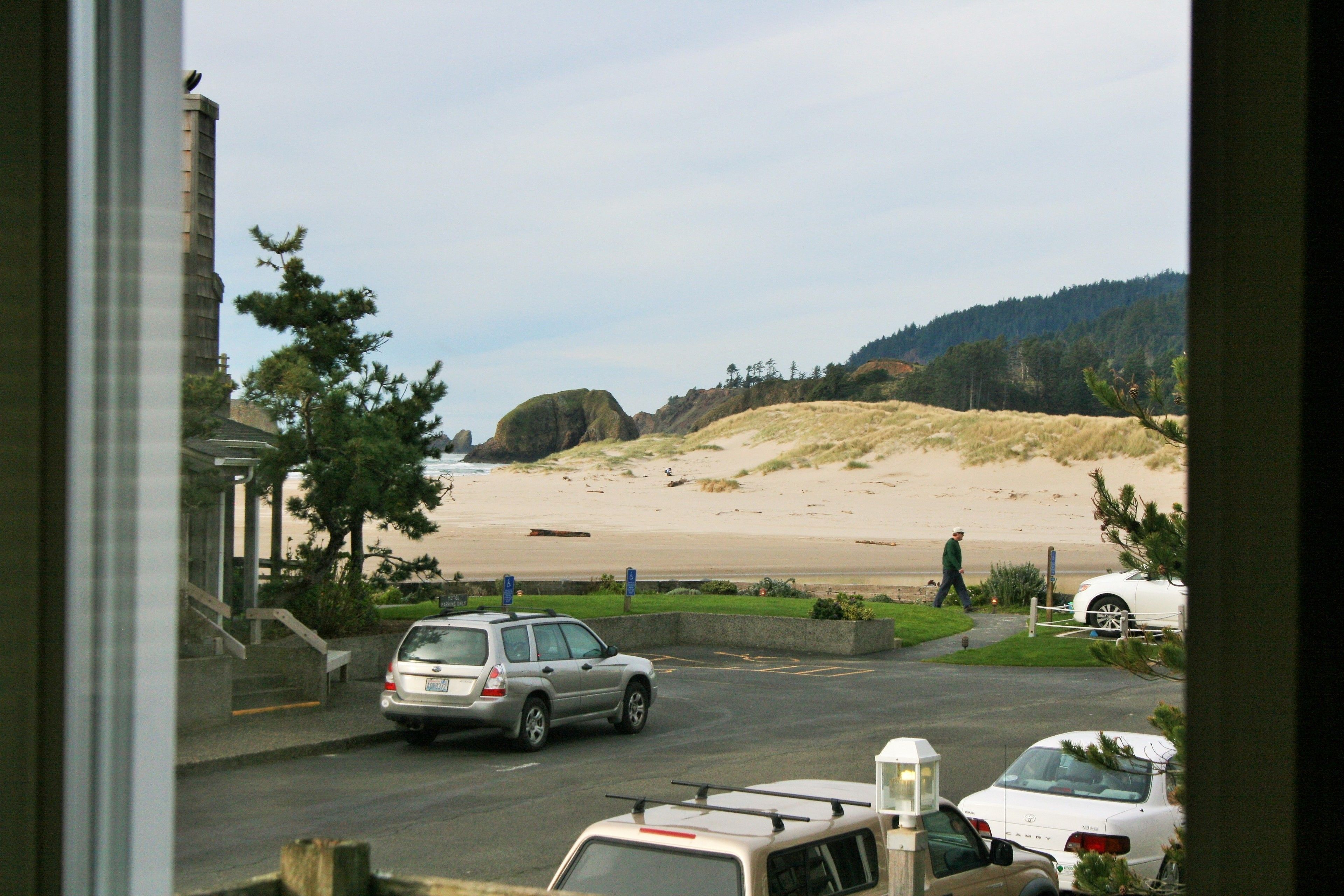 southwind 2 bedroom apartment with limited ocean view | view from room