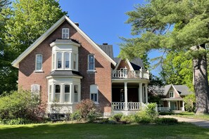 Exterior - Manoir Sweetsburg (Cowansville)