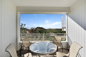 Exterior - The Hermitage (Amagansett)