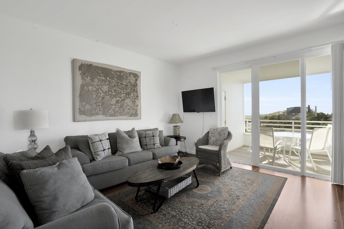 Condo | Individually decorated, individually furnished, laptop workspace