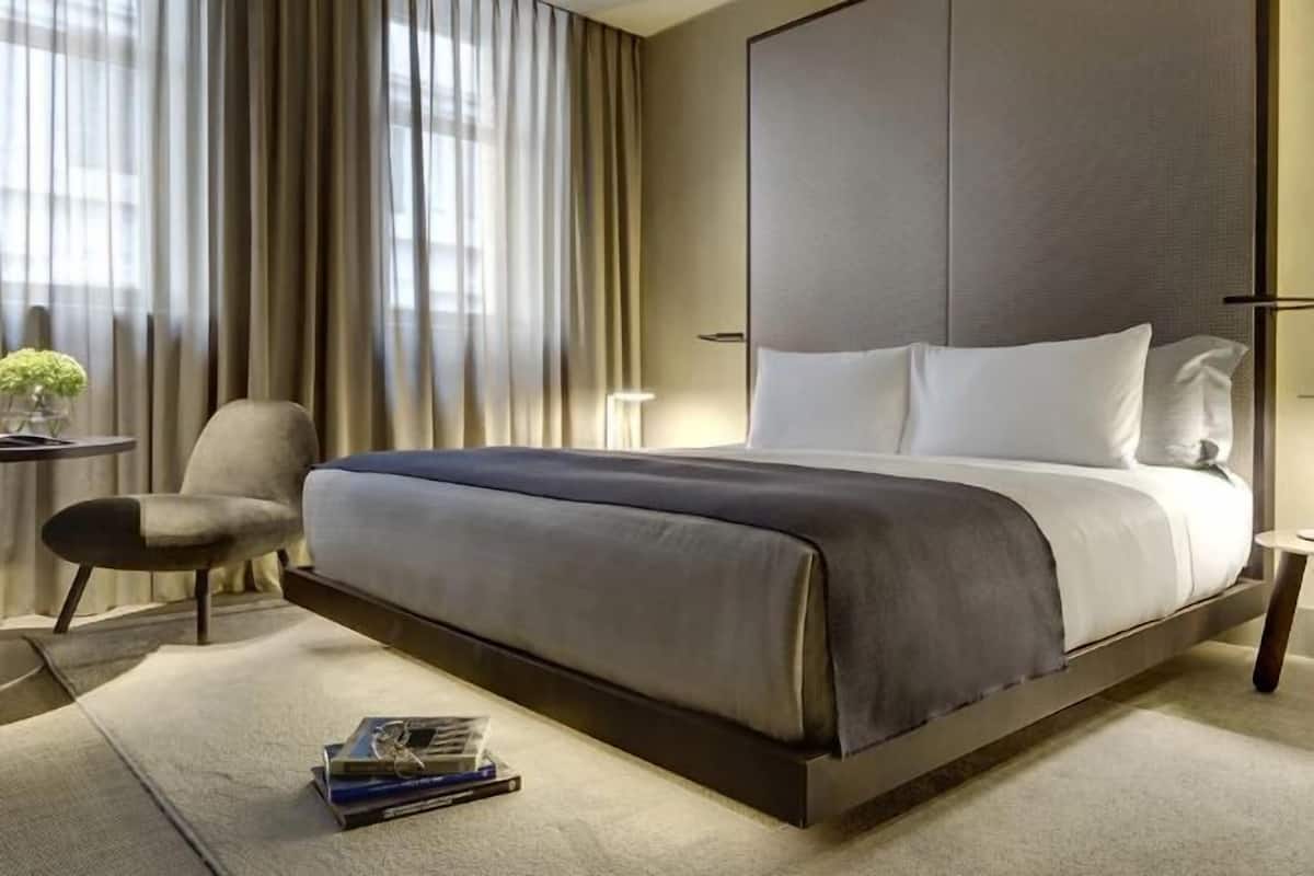 Premium bedding, minibar, in-room safe, desk