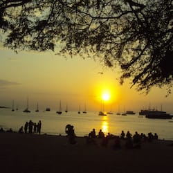 Beach nearby, white sand, beach towels, beach bar