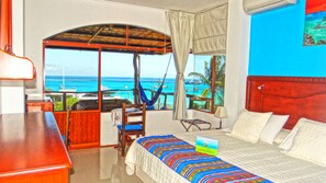 Suite, vista al océano | Vista desde la habitación