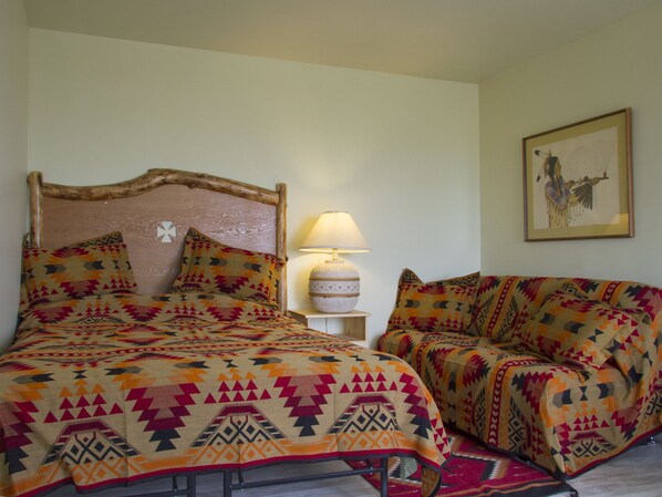 Traditional-Ferienhütte, eigenes Bad (Buffalo-Cabin #2) | 1 Schlafzimmer