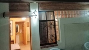 Ảnh chưa phân loại, 5 trong số 100 ảnh, nút