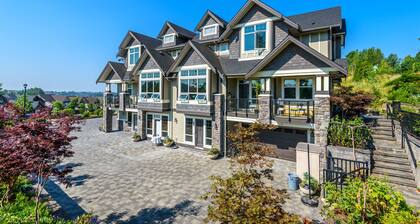 Brookside Inn Boutique Hotel