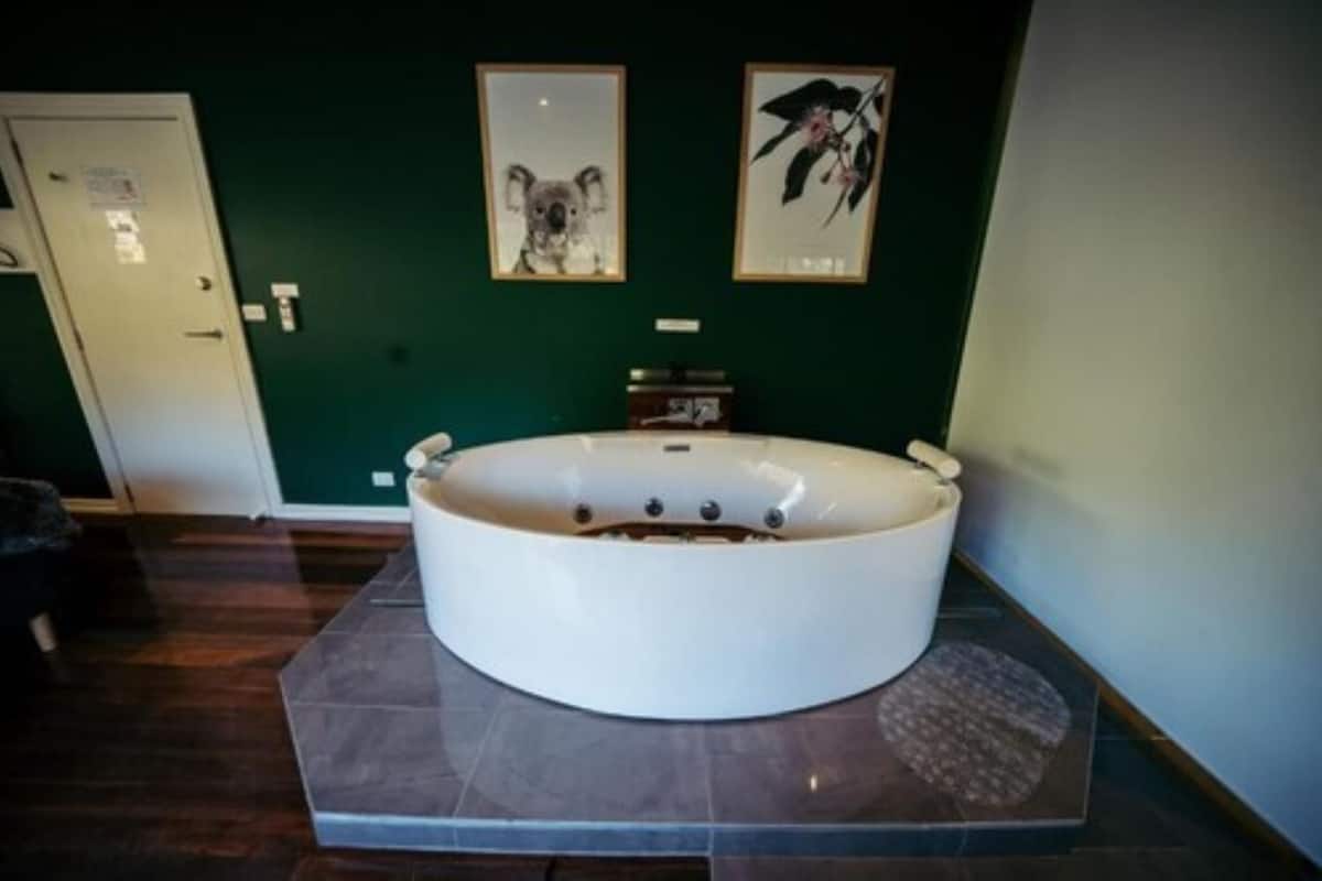 Lilly Pilly Suite - Spa Bath | Badezimmer