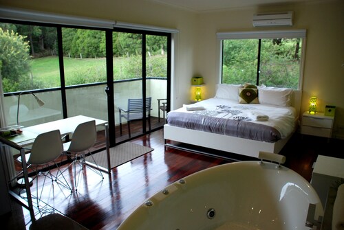 Deville at Healesville