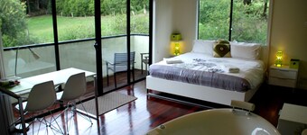 Deville at Healesville