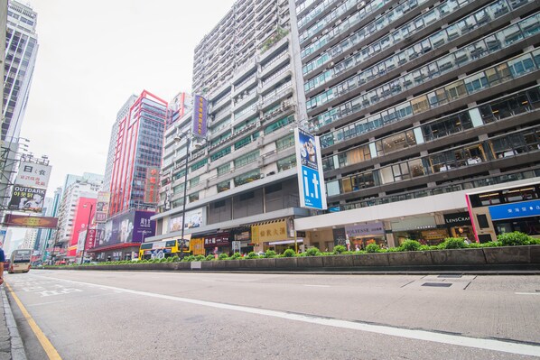 Aerial view - Me Easy Hostel (Kowloon)