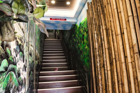Handrails in stairways