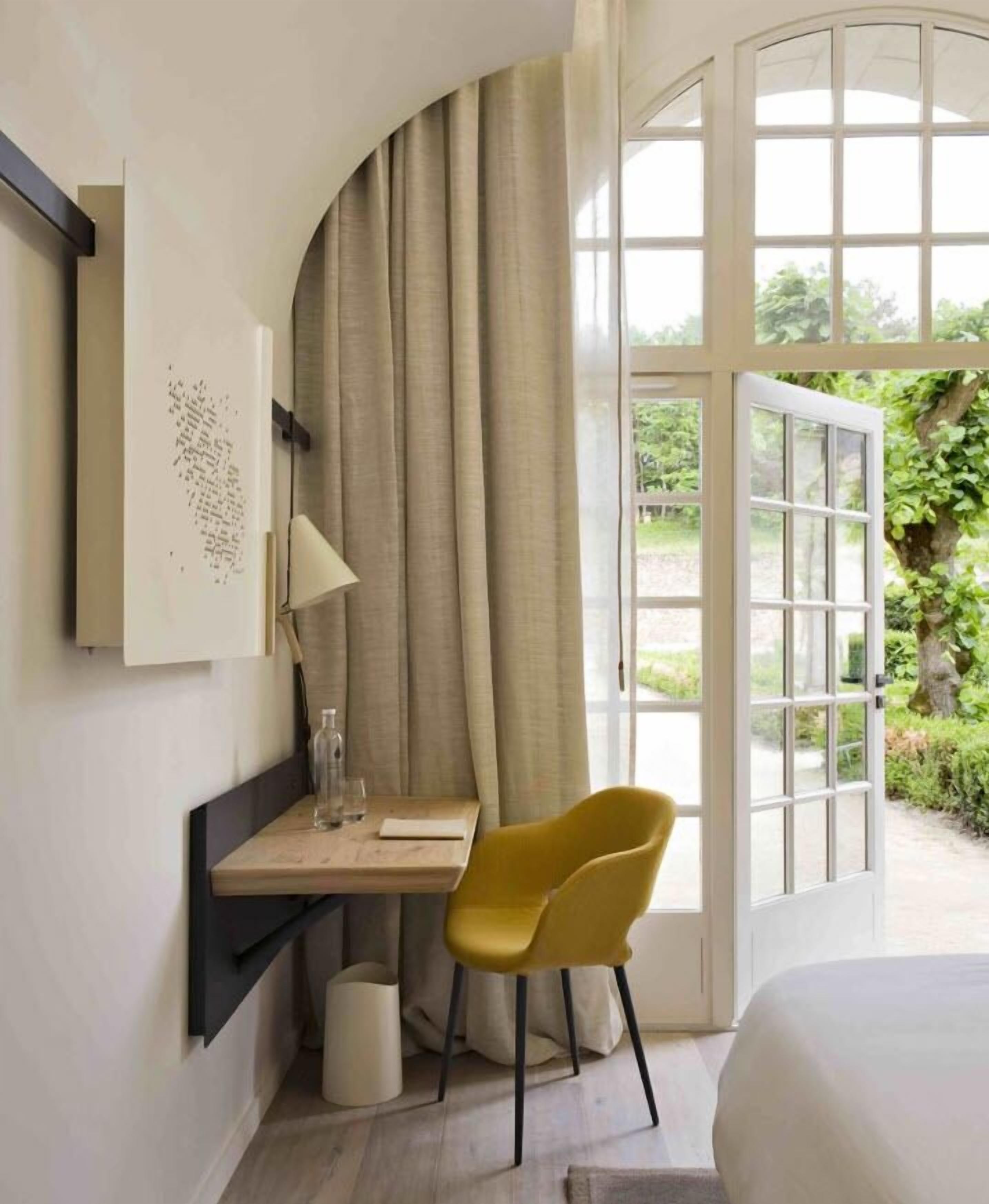 room, 1 queen bed (jardin) | premium bedding, pillow-top beds, in-room safe, desk