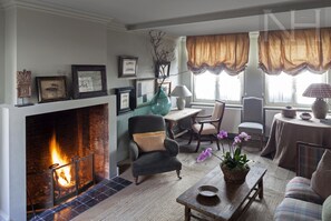 City Apartment | Living room | TV - Apartment Groeninghe (Bruges)