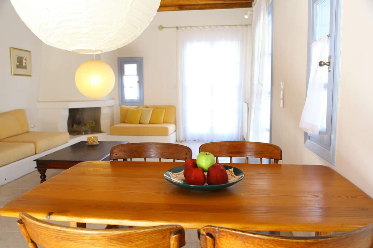 1 bedroom, Egyptian cotton sheets, premium bedding, pillow-top beds