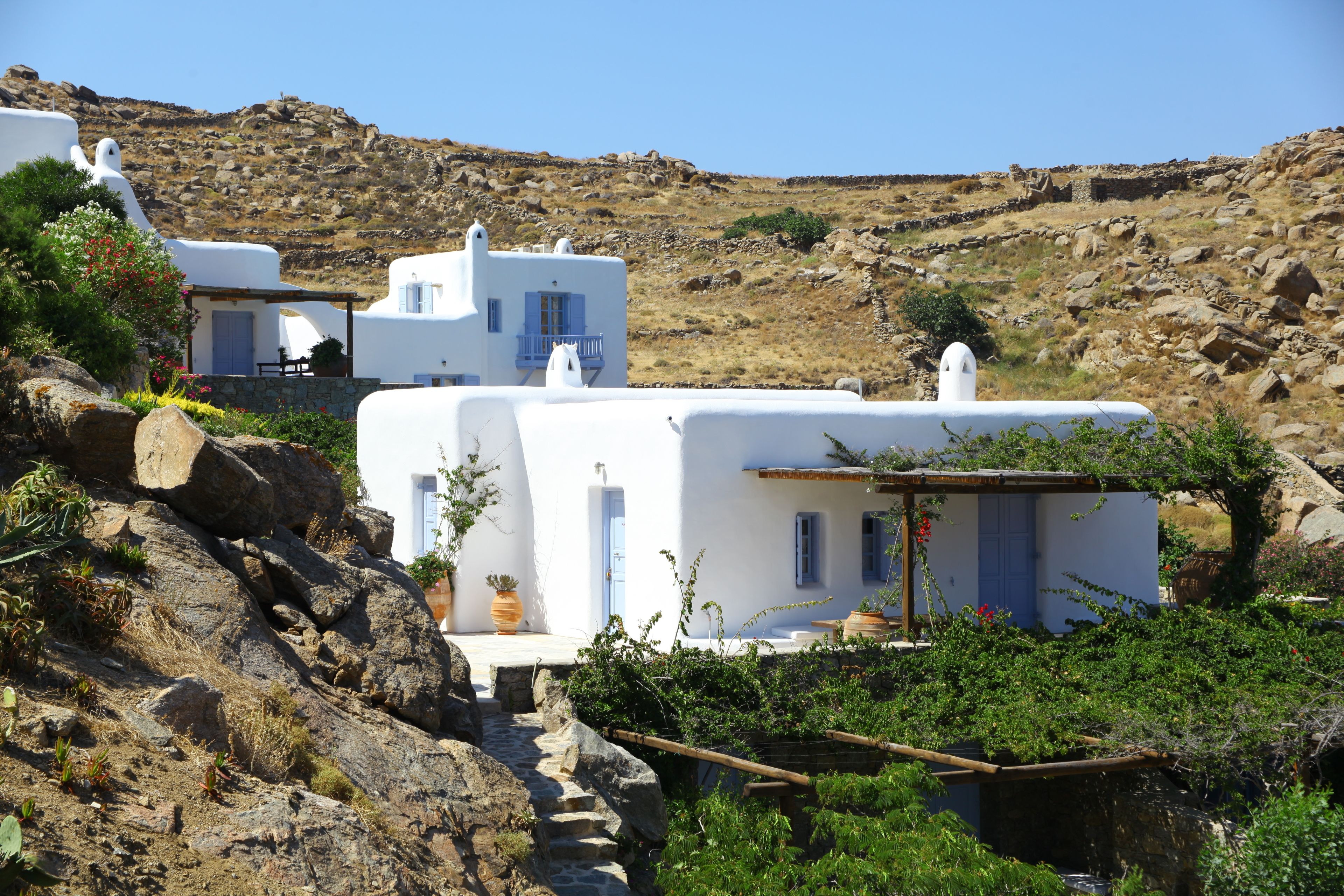 المنشأة من الخارج