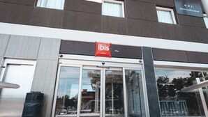 Front of property - Ibis Pilar (Villa Rosa)
