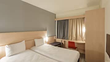 Standard Twin Room, 2 Single Beds | In-room safe, desk, blackout curtains, soundproofing